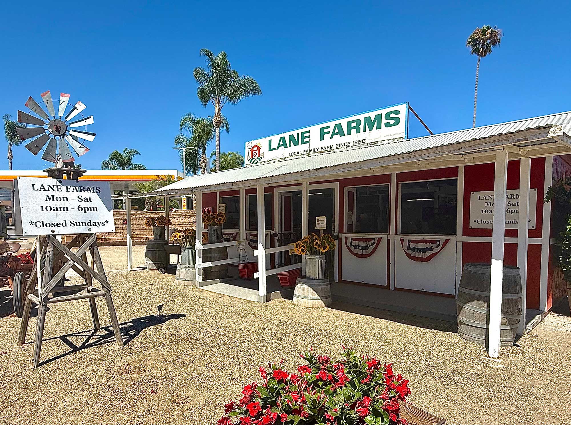 lane-farms-produce-stand